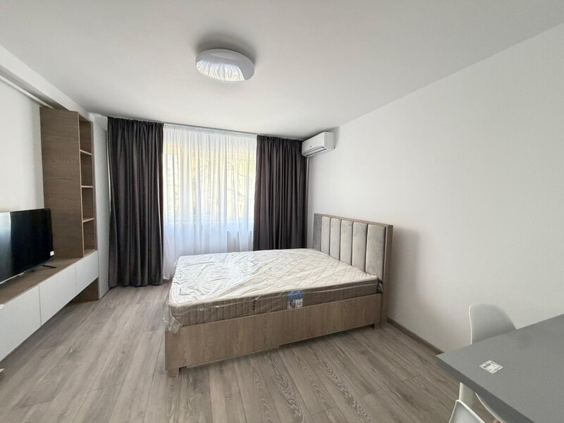 Titan, garsoniere de vanzare rate la dezvoltator,