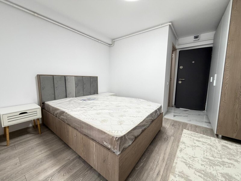 Titan, garsoniere de vanzare rate la dezvoltator,